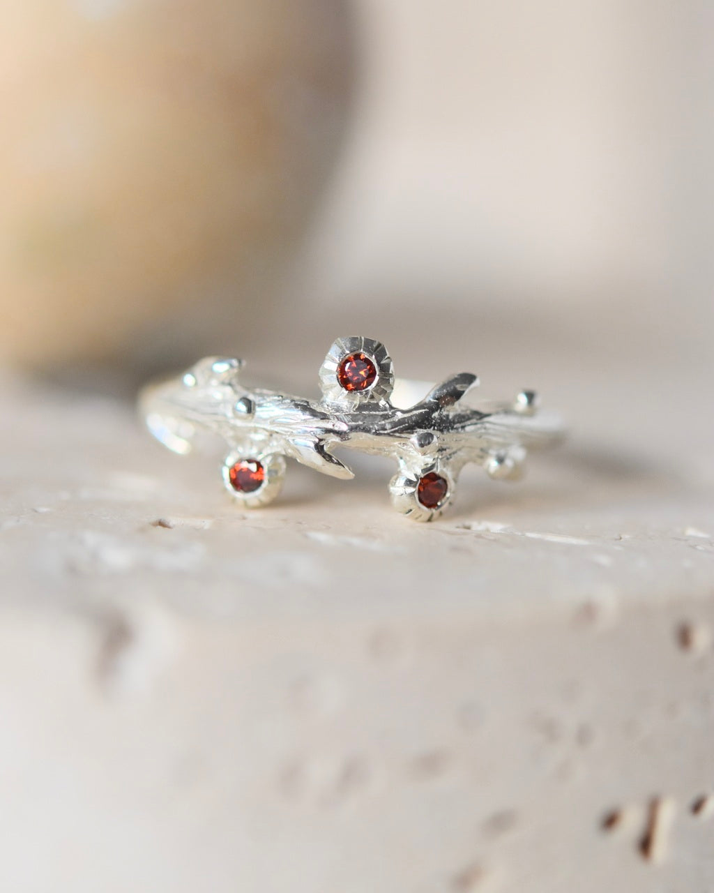 The Roses ring