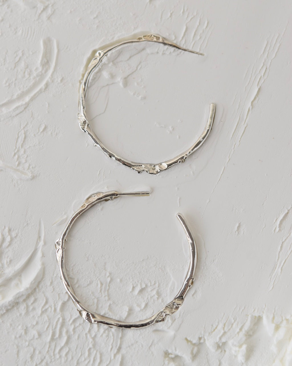 Liana Hoops