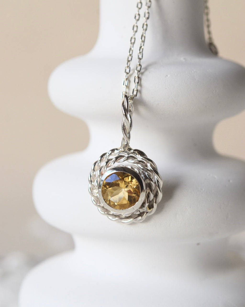 Message necklace