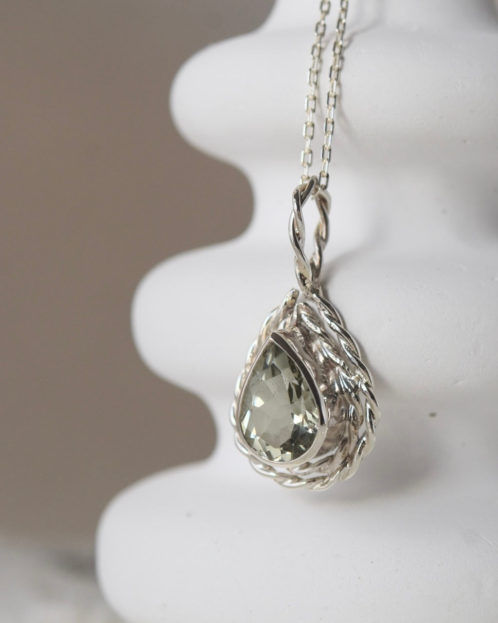 Message necklace