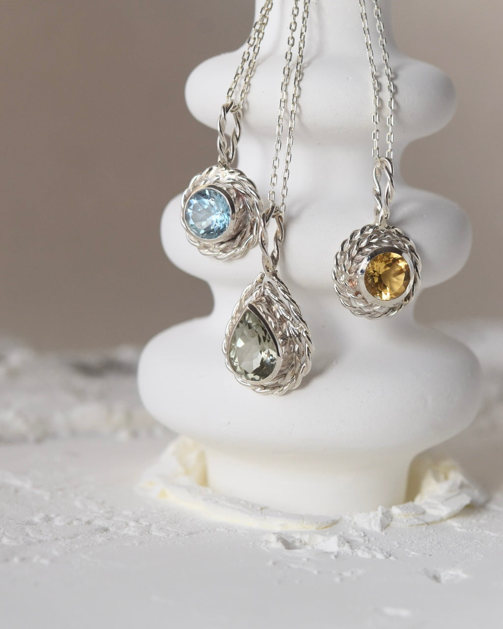 Message necklace