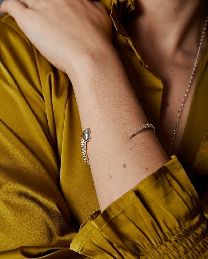 Bicha Cuff