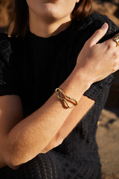Frequency bracelets