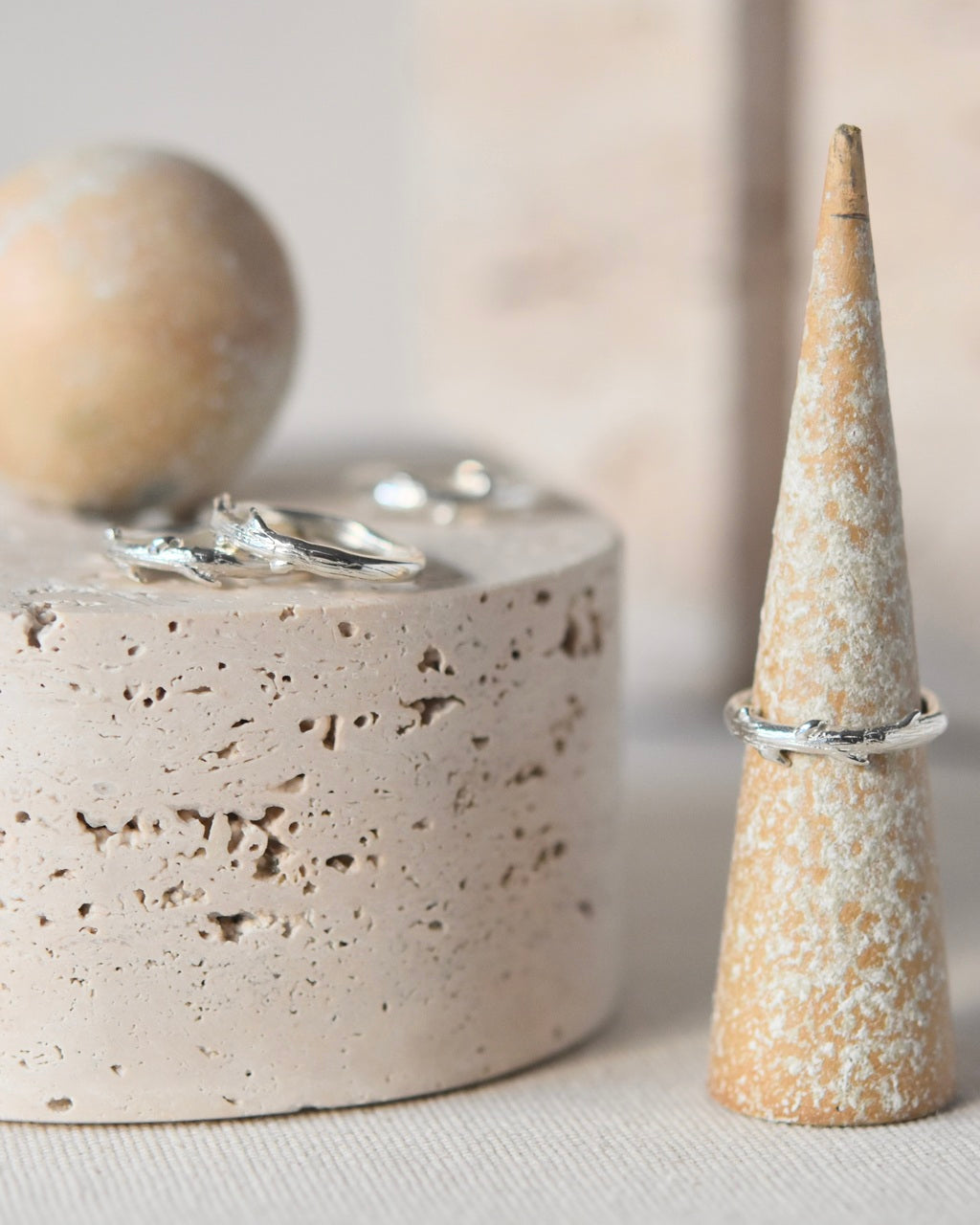 Wind Dagger ring
